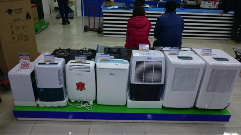 Cẩm nang "giắt túi" khi mua máy hút ẩm gia đình cam nang giat tui khi mua may hut am gia dinh