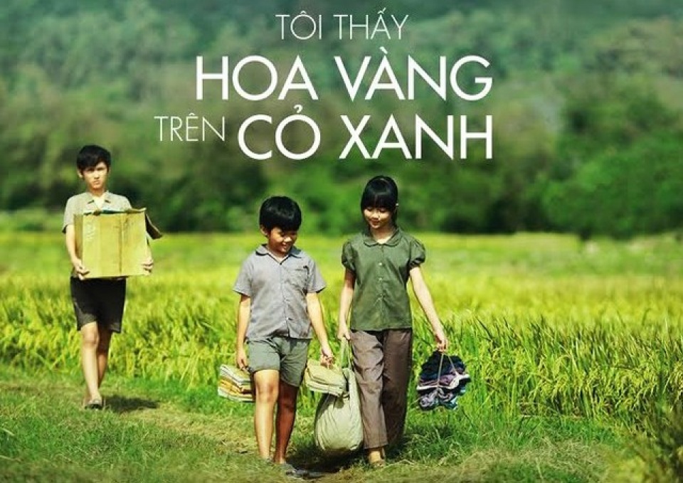 Vietnam brought me to see yellow flowers on green grass to participate in Francophone Film Week in Chile