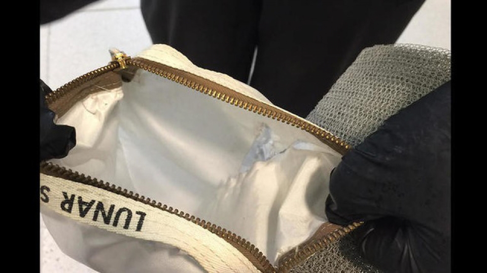 kiem duoc ca gia tai nho nhung vat tuong vo gia tri