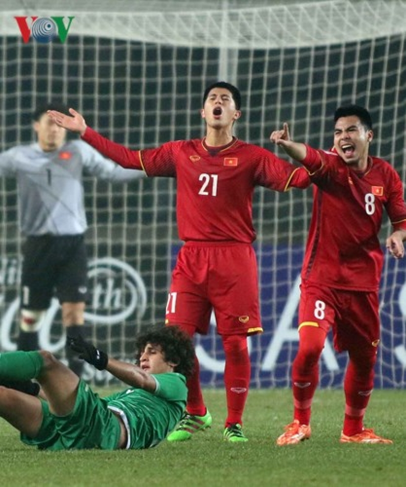 doi hinh toan sao u23 o dt viet nam cua thay park