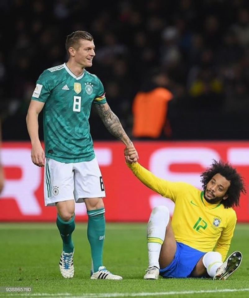 doi hinh xuat sac nhat loat tran giao huu quoc te giua tuan qua