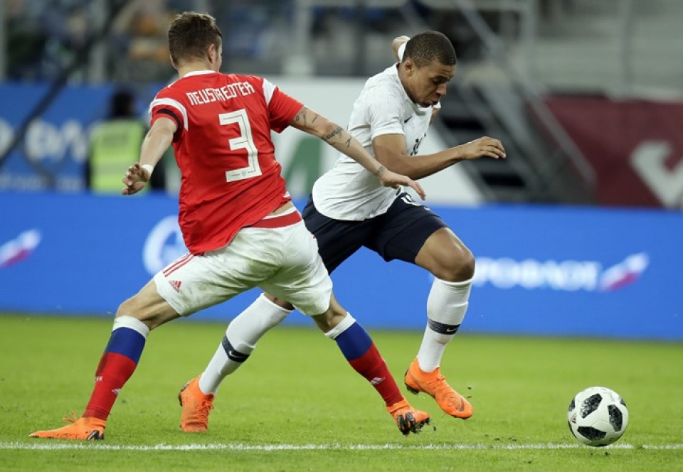 doi hinh xuat sac nhat loat tran giao huu quoc te giua tuan qua