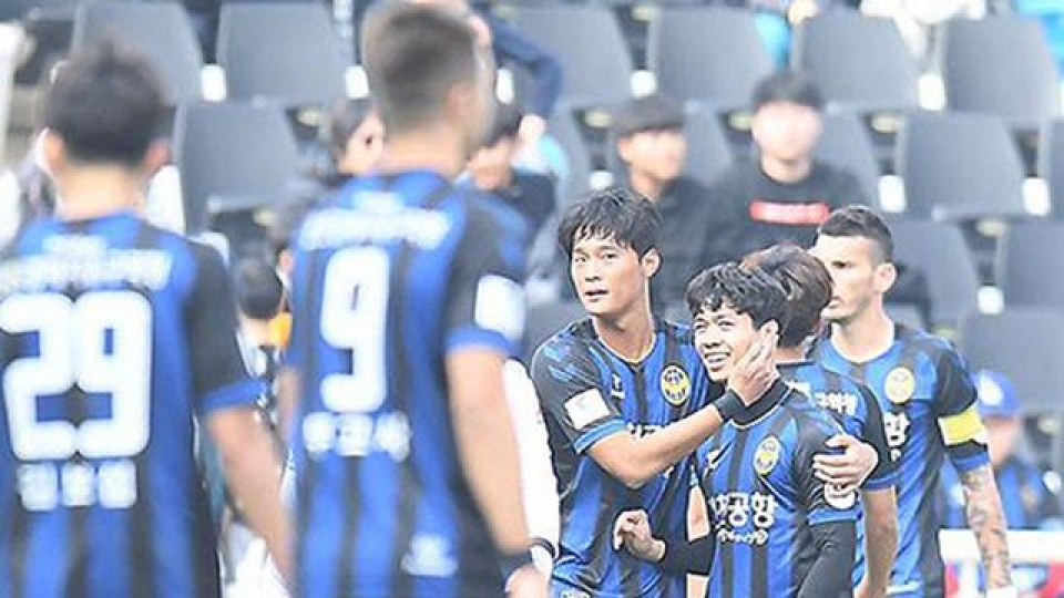 cong phuong lap cu dup cho incheon united o tran dau voi doi dai hoc