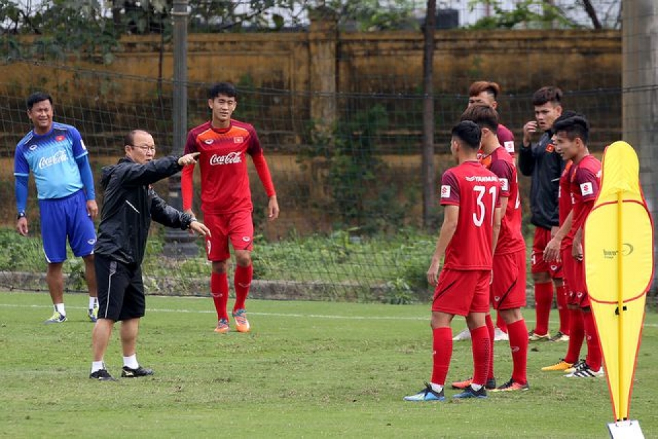 ong park dau dau voi bai toan tien ve phong ngu o vong loai u23 chau a