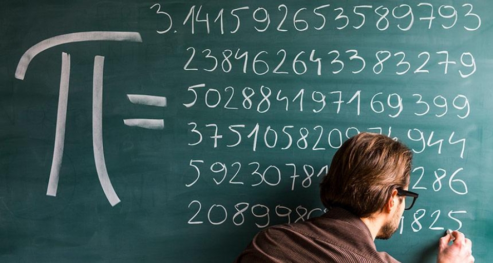 nu nhan vien google pha ky luc the gioi khi di tim diem ket cua so pi