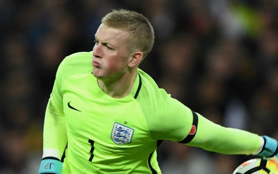 vong loai euro 2020 doi hinh du kien cua anh truoc ch czech