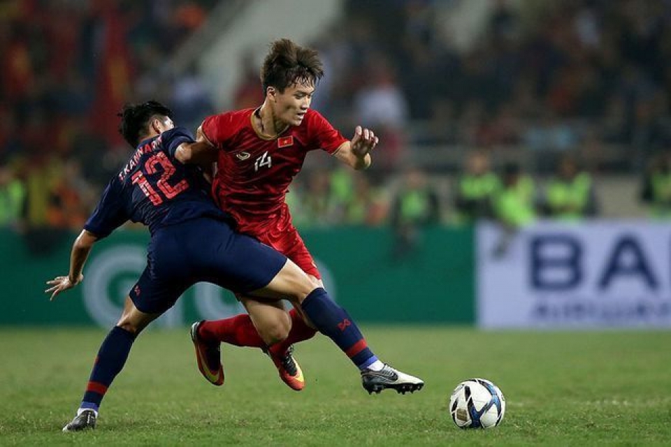 chien thang lich su va vi the thay doi giua bong da viet nam voi thai lan