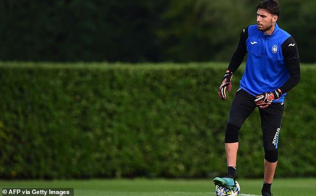 tran dau o champions league khien hang ngan nguoi nhiem covid 19