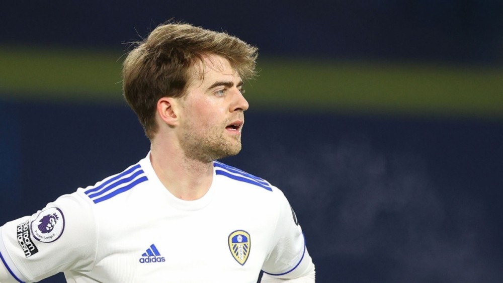 Top 10 'vua kiến tạo' Ngoại hạng Anh 20/21: Fernandes đứng sau De Bruyne