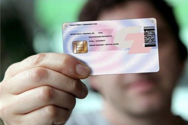 Thẻ căn cước công dân gắn chip điện tử không thay thế được giấy phép lái xe