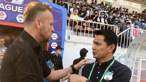 Báo Thái Lan: ‘HLV Kiatisuk đang… đánh chiếm V-League 2021’