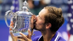 Sự nghiệp, tài sản và sở thích của tay vợt người Nga Daniil Medvedev