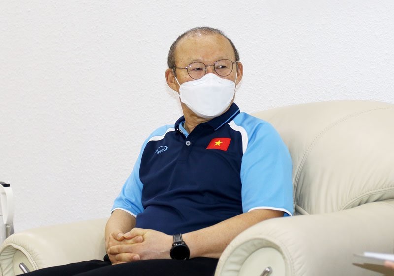 HLV Park Hang Seo nhiễm Covid-19