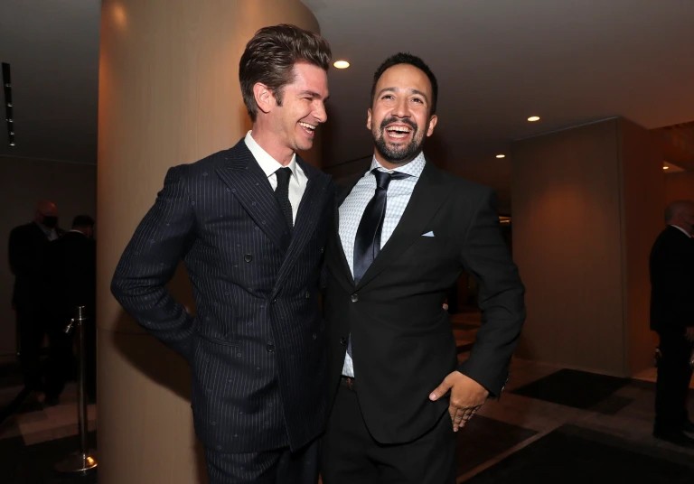 Andrew Garfield nhận đề cử Nam diễn viên chính xuất sắc và ca sĩ Lin-Manuel ở hạng mục Ca khúc trong phim hay nhất. Andrew Garfield nhận đề cử Nam diễn viên chính xuất sắc và ca sĩ Lin-Manuel ở hạng mục Ca khúc trong phim hay nhất.