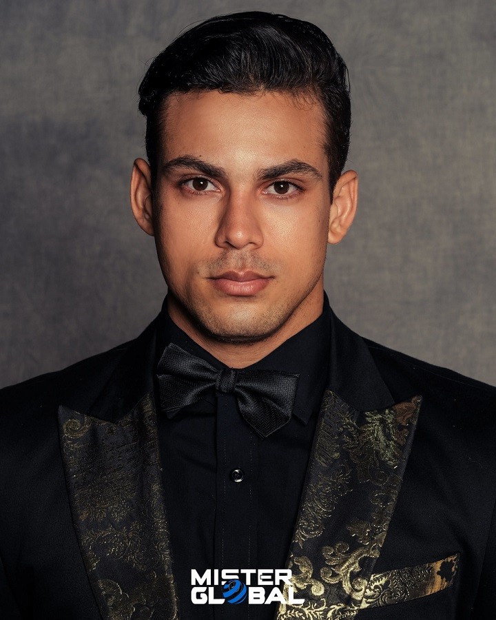 Mister Global đăng ảnh các thi sinh dự thi