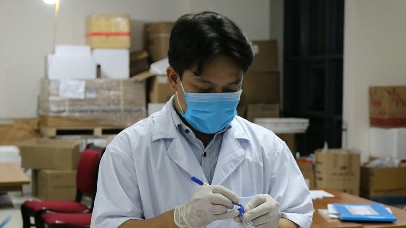 ngay 153 ha noi ghi nhan 26708 ca benh covid19 moi 9095 ca cong dong