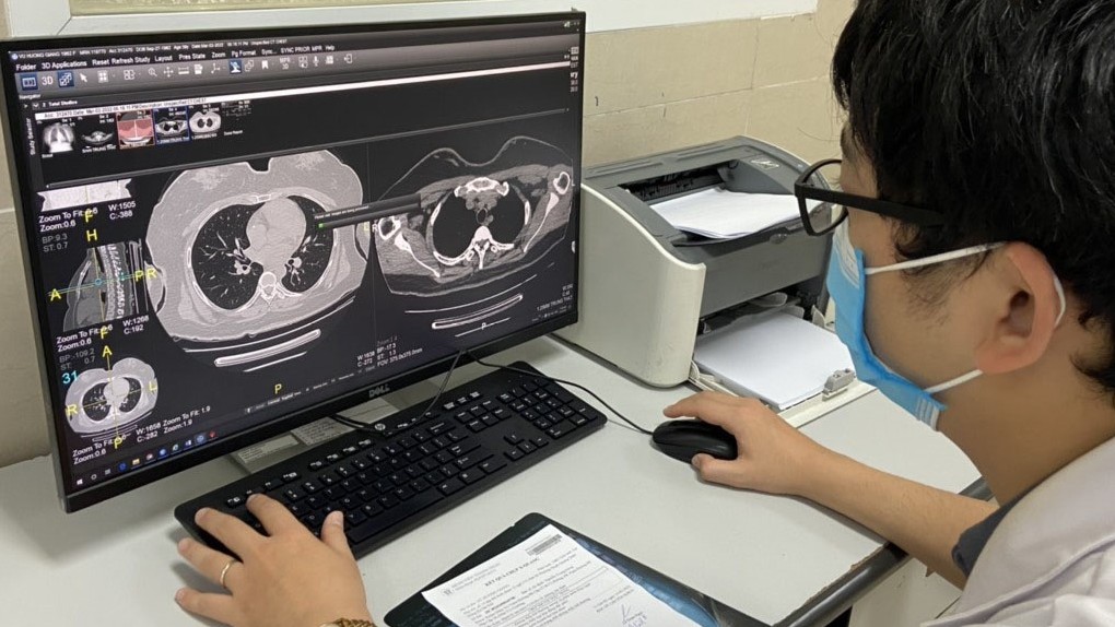 ngay 163 ha noi co 26220 ca covid19 moi hon 3800 benh nhan dang dieu tri tai benh vien