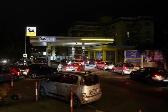 Italy: Các biện pháp kiểm soát chi phí năng lượng và bảo vệ các tài sản quan trọng