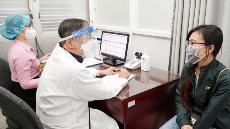 ngay 233 ha noi ghi nhan 13005 ca covid19 moi tai tat ca cac quan huyen thi xa giam hon 3000 ca