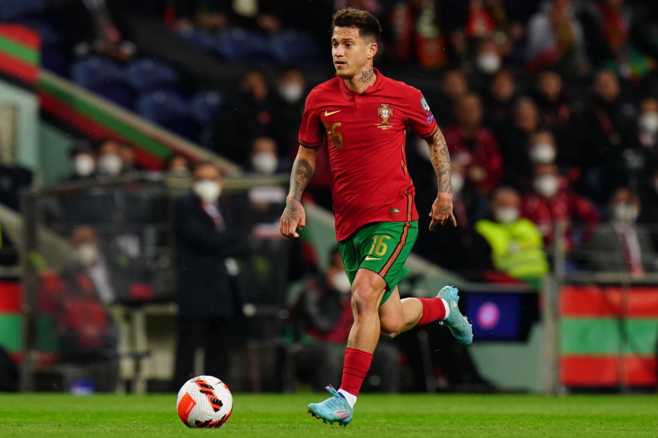 Chuyển nhượng cầu thủ: Rodrygo thay Salah ở Liverpool;