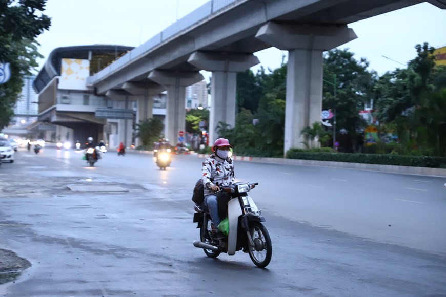 Dự báo thời tiết đêm nay và ngày mai (30-31/3): Bắc Bộ trời lạnh; Nam Trung Bộ, Tây Nguyên mưa rất to; Nam Bộ mưa vừa mưa to; Bắc miền Trung có nắng