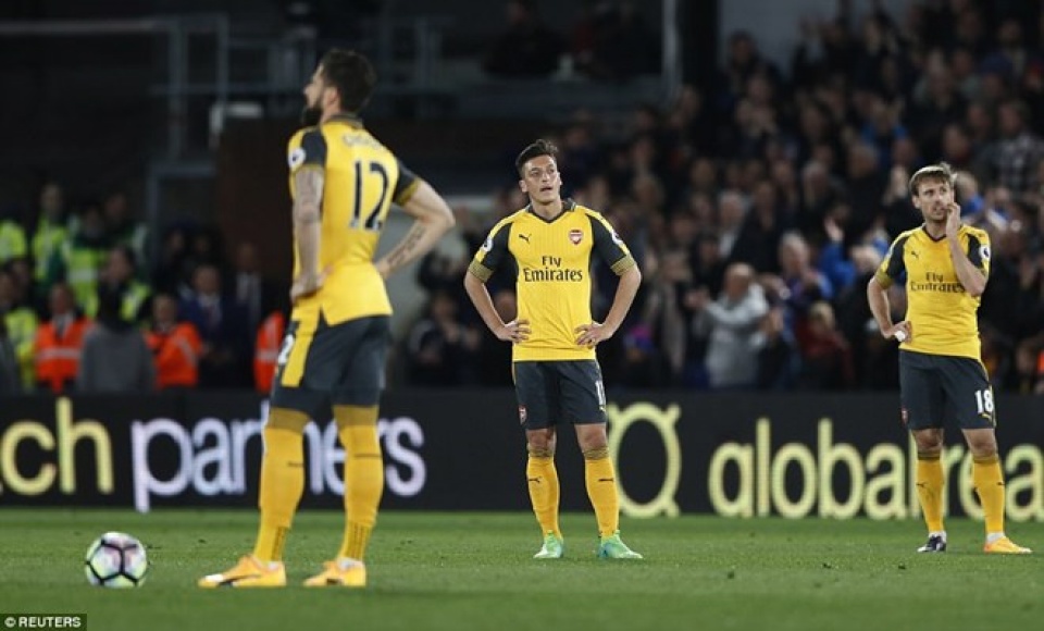 arsenal trai qua chuoi tran that bai nhat lich su ke tu nam 1929