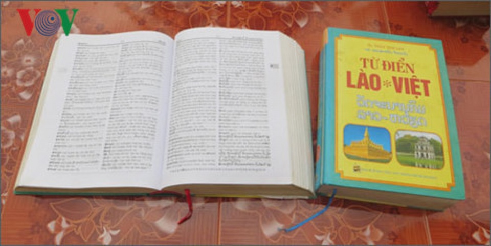 bac si viet kieu day dut voi tieng viet