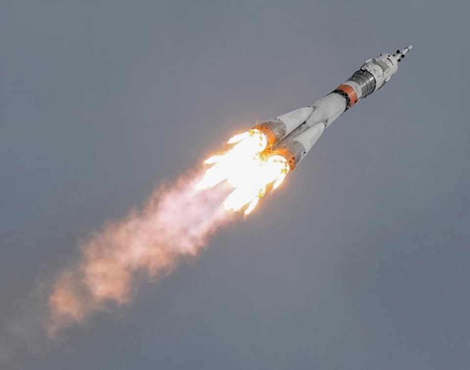 tau vu tru soyuz ms 04 roi be phong huong toi tram iss