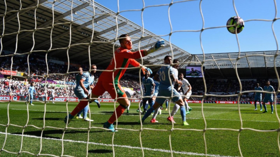 10 khoanh khac an tuong nhat vong 34 premier league