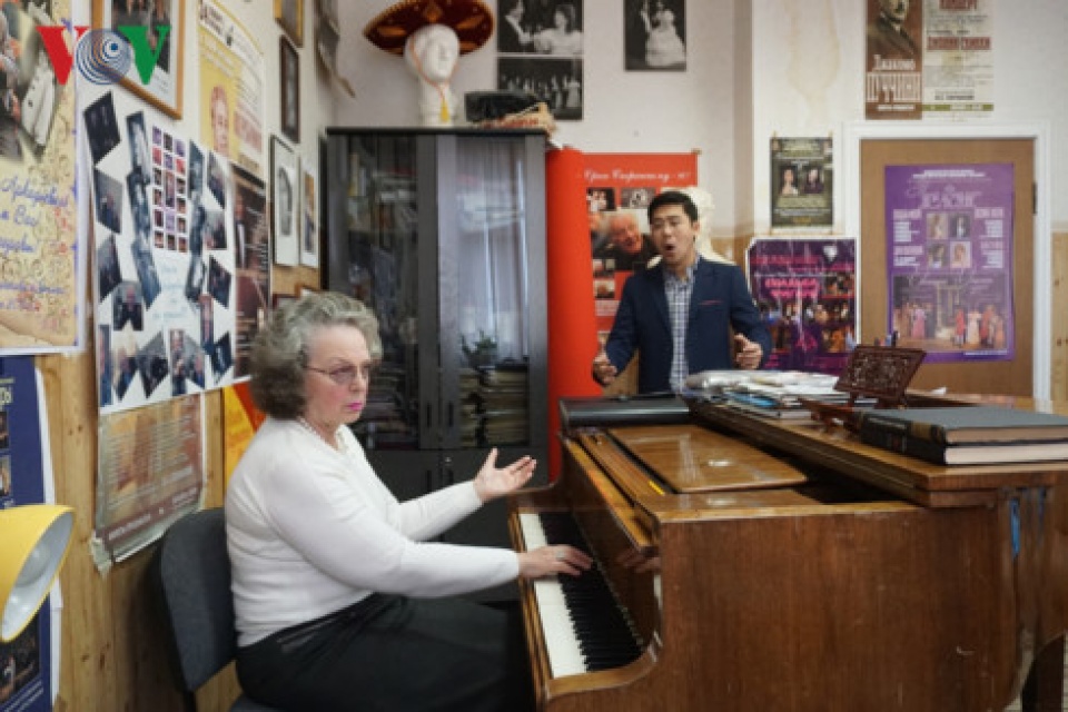 Gặp gỡ cặp đôi người Việt đoạt giải cao cuộc thi thính phòng tại Ba Lan gap go cap doi nguoi viet doat giai cao cuoc thi thinh phong tai ba lan