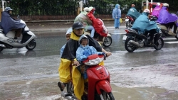 Dự báo thời tiết đêm nay và ngày mai (4-5/10): Không khí lạnh tràn về, Bắc Bộ có mưa rào và dông