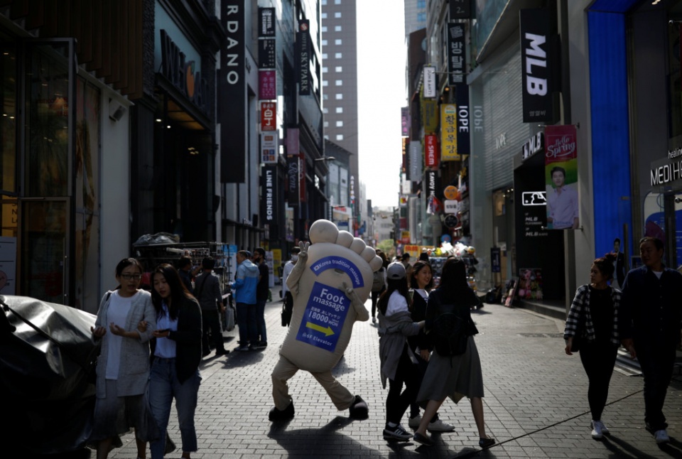 nguoi han quoc qua ban de lo ve chien tranh voi trieu tien