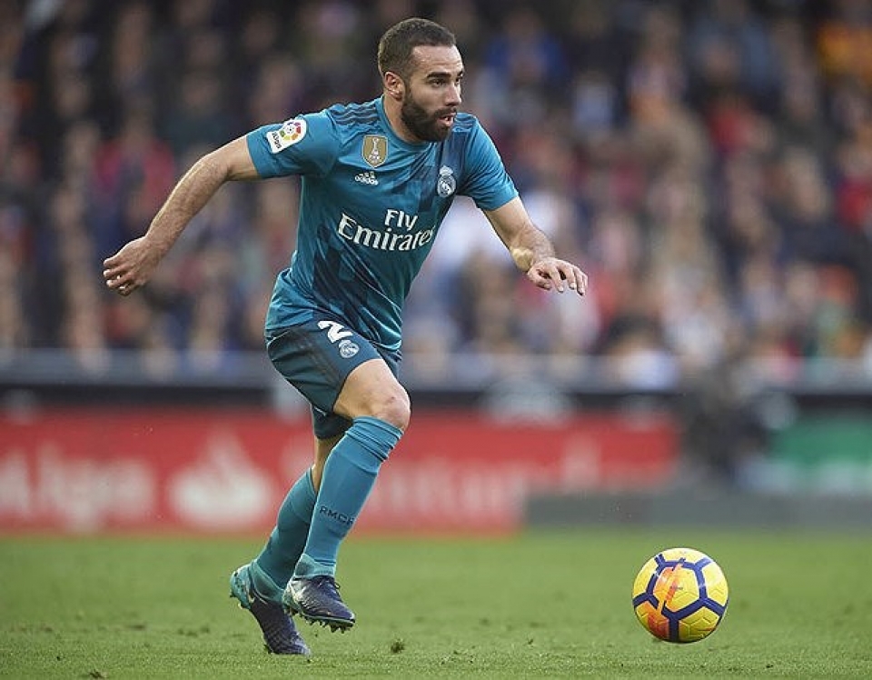 doi hinh ket hop real va juventus noi khiep so cua troi au