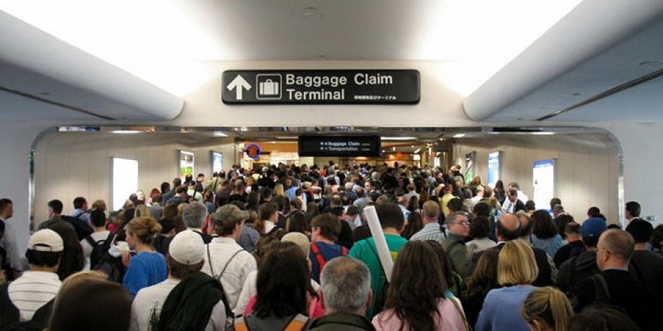 tiet lo 10 bi kip du lich cua tiep vien hang khong