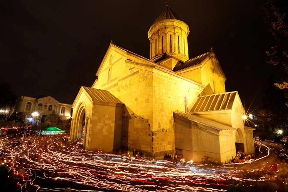 Tín đồ Chính thống giáo trên khắp thế giới đón lễ Phục sinh tin do chinh thong giao tren khap the gioi don le phuc sinh