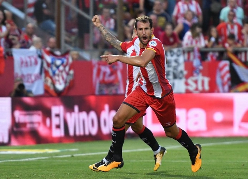 vua pha luoi la liga ronaldo tien 1 buoc messi tien 3 buoc