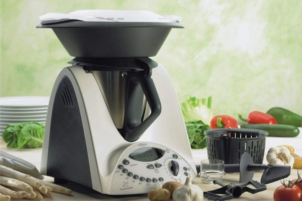 cha de robot nau an bi phat hang trieu usd do ban san pham loi