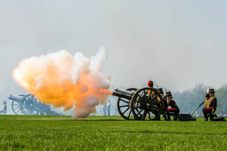 nuoc anh tung bung to chuc sinh nhat thu 92 cua nu hoang elizabeth