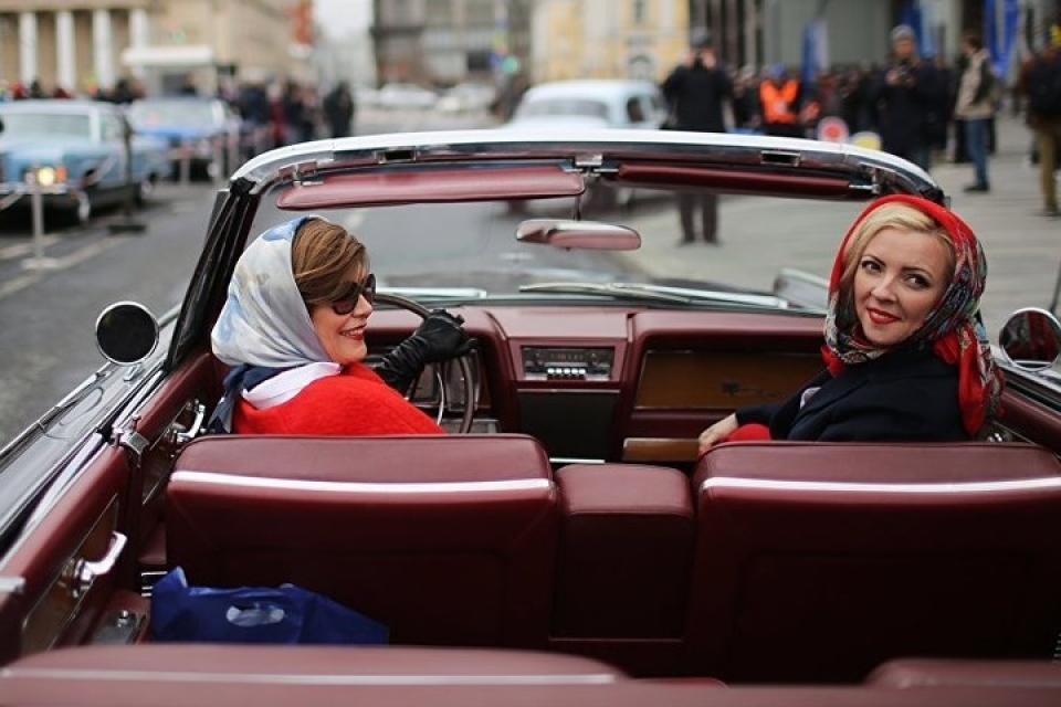 nga ve dep me hoac cua cac xe o to co o moscow