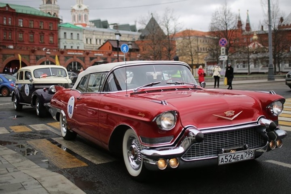 nga ve dep me hoac cua cac xe o to co o moscow