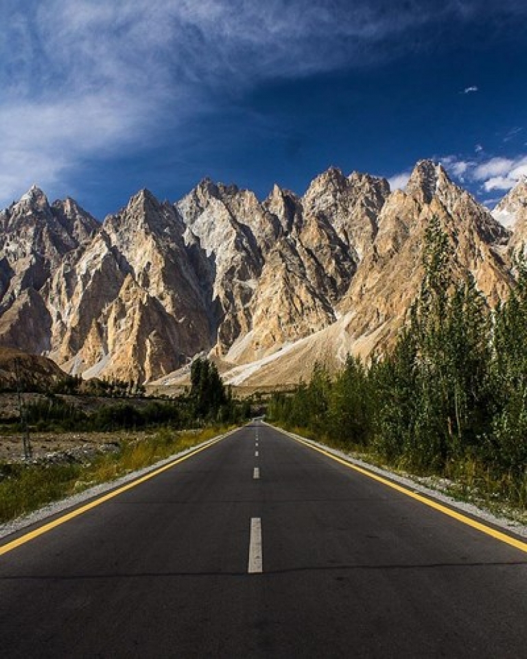 phuot qua nhung cung duong dep nhat the gioi