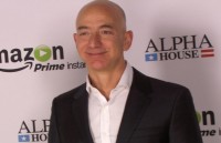 Ông chủ Amazon bỏ túi thêm 12 tỷ USD chỉ sau 1 đêm