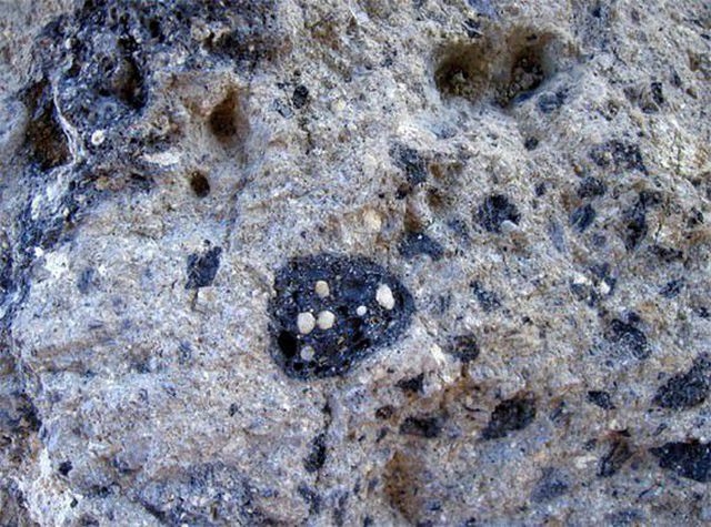 thi tran duoc dat bang 72000 tan kim cuong