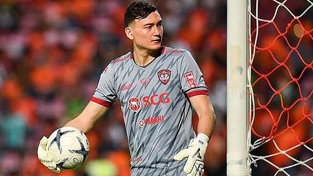 muangthong united len tieng ve tuong lai van lam