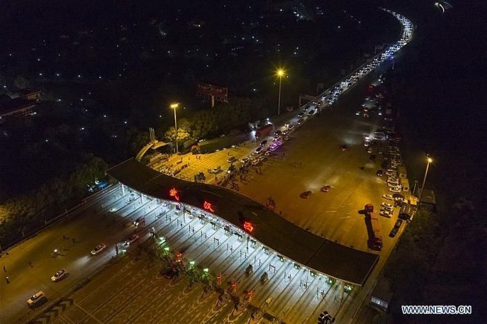 dich covid 19 hinh anh vu han ngay dau do bo lenh phong toa