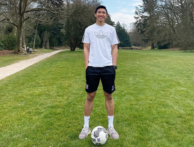 ly do khien van hau van duoc heerenveen giu lai du sap het han hop dong