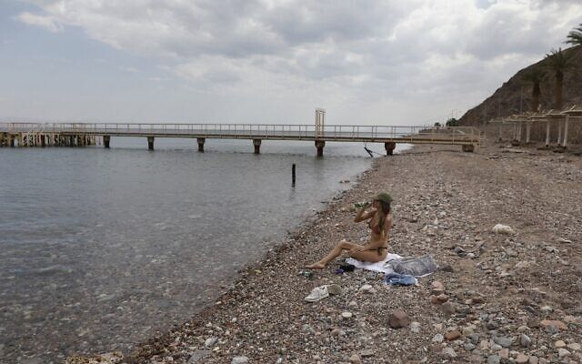 dich covid 19 thi tran nghi duong ben bo bien do ngu dong