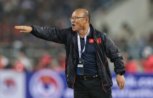 hlv park hang seo va noi lo luc luong trong hanh trinh bao ve ngoi vo dich aff cup