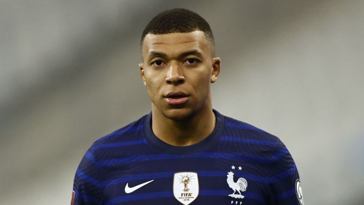 Đàm phán dần đóng lại, Mbappe sẽ chia tay PSG với giá rẻ không tưởng; Erling Haaland làm nóng thị trường chuyển nhượng