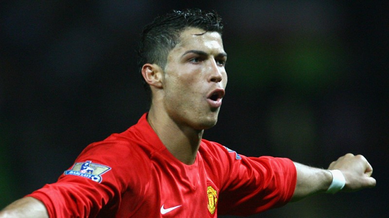 Tin chuyển nhượng cầu thủ: Tương lai gần, MU chiêu mộ Cristiano Ronaldo và hy vọng có thể thu về 25 triệu Bảng từ việc bán Lingard